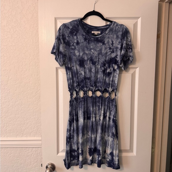 American Eagle Outfitters Dresses & Skirts - American Eagle Outfitters Blue Tie-Dye Top
